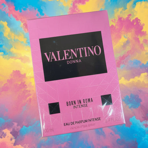 Valentino Donna Born in Roma Eau de Parfum 100ml bottle and box