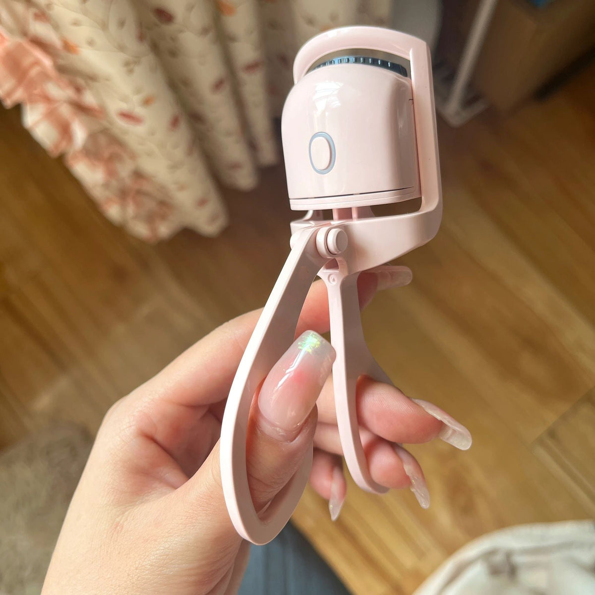 Heated Electric Eyelash Curler